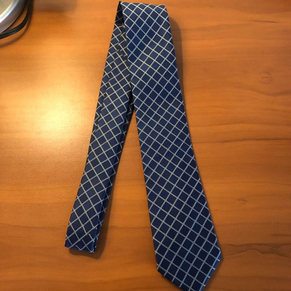 Van Heusen Blue Squared Dress Tie